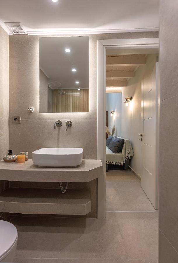 Apollo Luxury Suites Превеза Экстерьер фото
